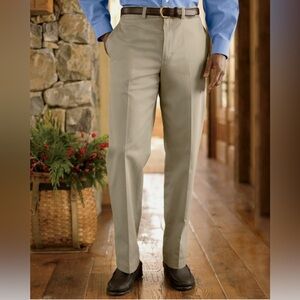 NWT Mens 40x30 LL Bean Classic Fit Plain Front Wrinkle-Free Dress Chino Pant